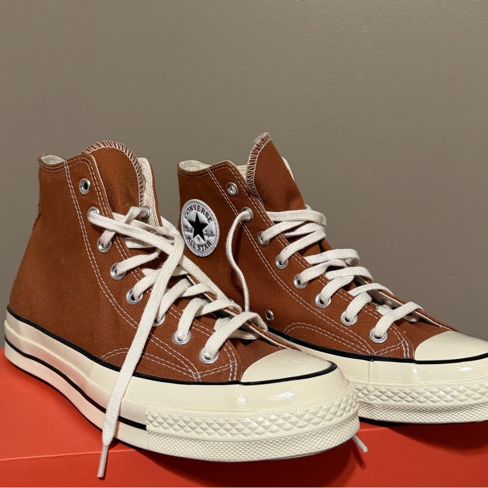 Converse Chuck 70 Sneakers, Color Tawny Owl | UNISEX Women’s 10.5 / Men’s 8.5 - Picture 3 of 6